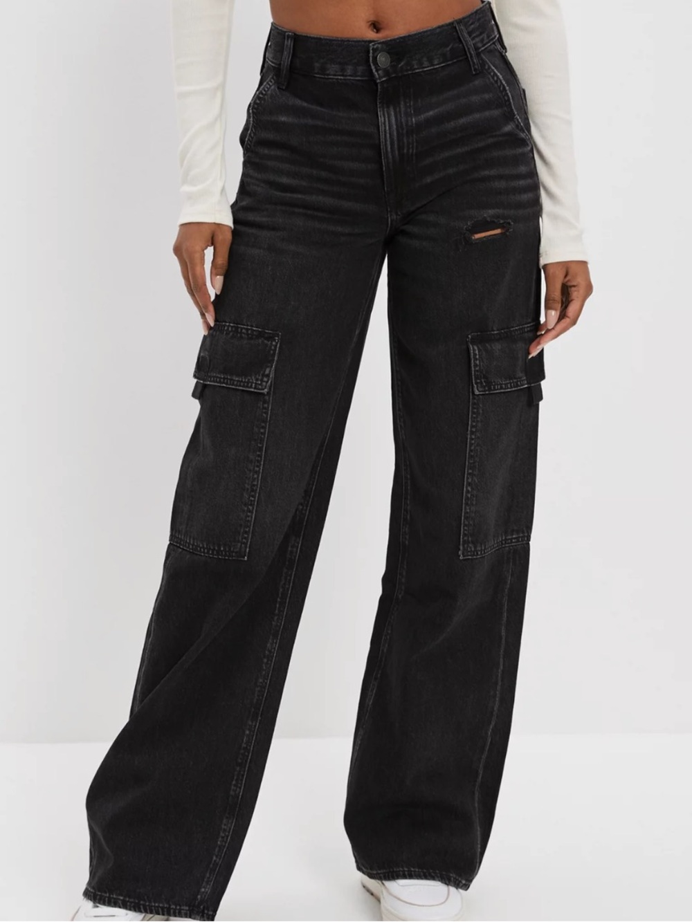 American Eagle Outfitters Black Wide-Leg Cargo Jeans